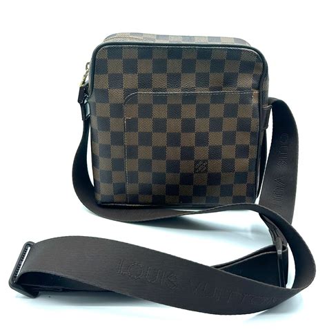 louis vuitton bandouliere black|bandolera Louis Vuitton.